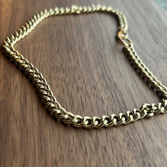 Gold necklace - Picture 5 of 11